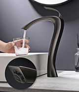 Luxury Chrome Brass Bathroom Sink Faucet with Single Handle and Anti-Leak Ceramic Valve