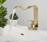 Elegant Gold Bathroom Sink Faucet with Waterfall Flow and Single Handle Control