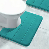 SoftStripe Bathroom U-Shaped Rug – Soft, Non-Slip & Quick-Drying Microfiber Mat