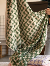 HoundLuxe Vintage Houndstooth Cotton Face Towel – Skin-Friendly, Absorbent & Elegant